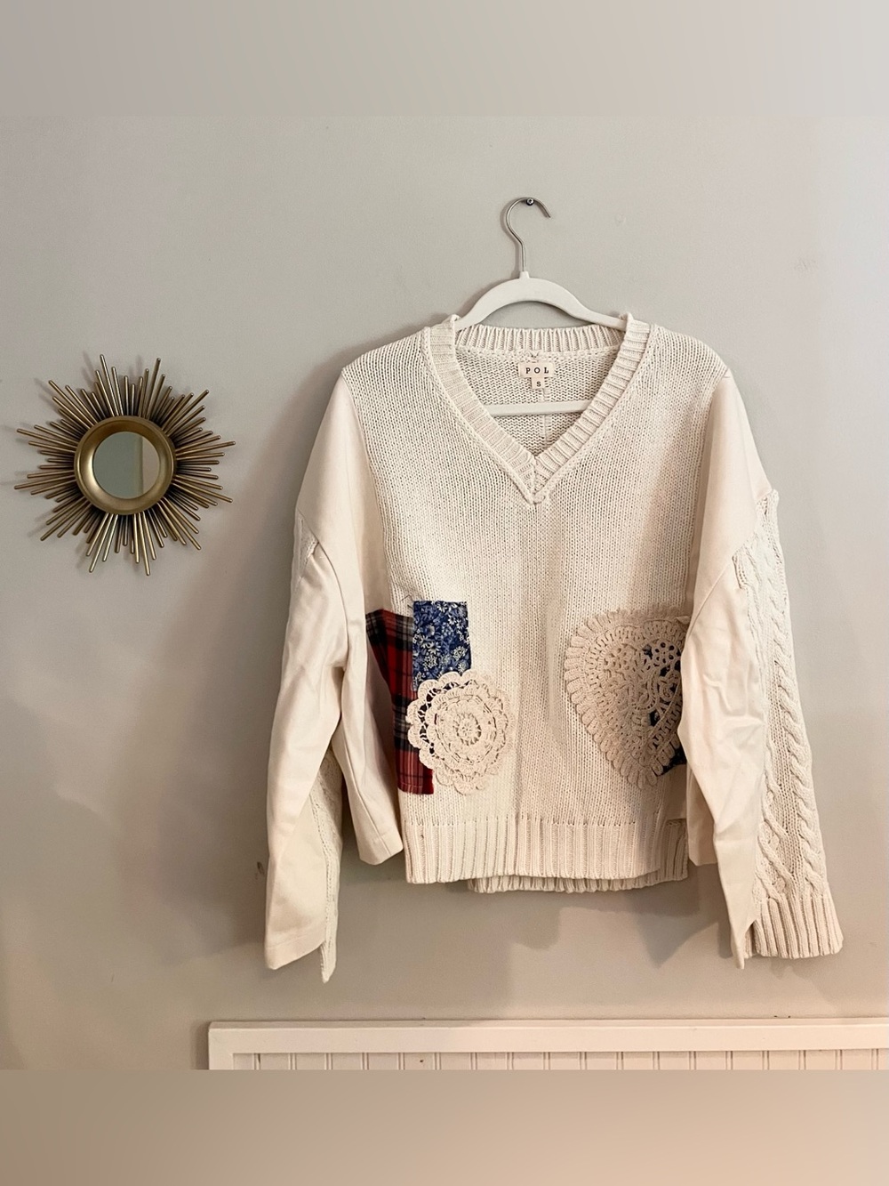 POL Patchwork Cream V-Neck Cable and Canvas Sleeve Sweater with Patches/Crochet